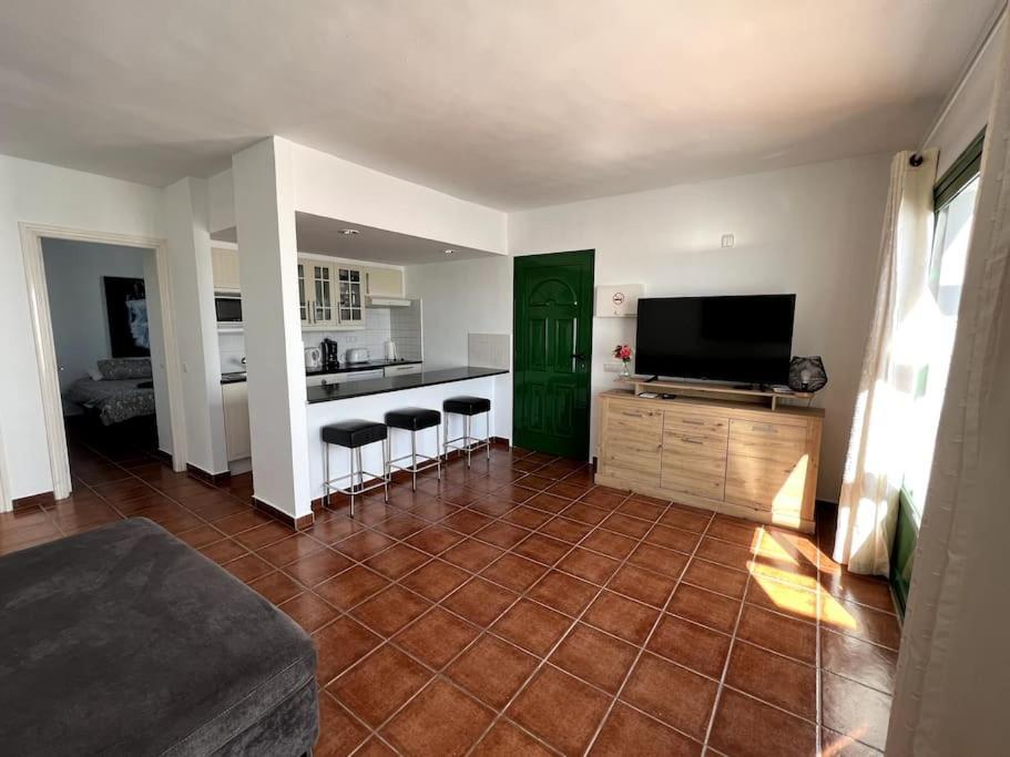 Casa Breen - Spacious 1 Bedroom Apartment In Matagorda With Communal Pool Tias Bagian luar foto